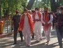 Rahul Visits Temple, Dargah in Kashmir