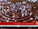 MPs tear papers, jostle with security staff in RS