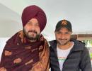 AAP may nominate Harbhajan for Rajya Sabha