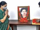 Sasikala hints at efforts to regain control of AIADMK