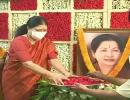 Sasikala quits politics, seeks DMK's defeat in polls