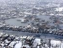 PHOTOS: Kashmir turns white after fresh snowfall