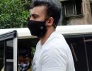 Cops say Kundra made Rs 1 cr; no clean chit to Shilpa