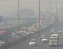 Smog covers Delhi-NCR, air quality still severe