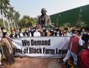 Parl repeals farm laws without debate, Oppn protests