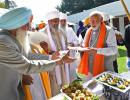 Ahead of Punjab poll Modi hosts prominent Sikhs