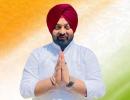 Punjab polls: AAP candidate quits party, joins Cong