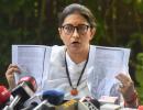 Cong slams Smriti Irani over Goa bar; Min hits back