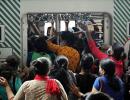 Nightmare as woman assaulted in Mumbai local train