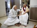 In blogpost about mother, Modi recalls friend Abbas