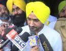 Harbhajan, Chadha among 5 AAP candidates for RS