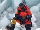 52-yr-old Nepali Sherpa scales Everest for 26th time