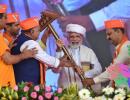 Will Gujarat Be A Cake Walk For BJP?