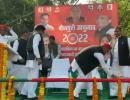 Akhilesh touches Shivpal's feet, says dooriyaan ends