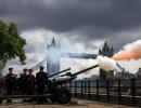 96-round gun salute for Queen as state mourning begins