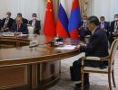 Xi meets Putin, raises concerns over war in Ukraine