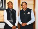 Shashi Tharoor vs Ashok Gehlot for Cong prez post?