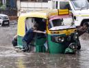 Downpour floods Delhi, hits traffic; IMD issues alert