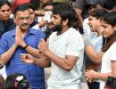 Kejriwal extends support to protesting wrestlers