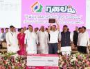 K'taka launches 4th poll promise, 1.1cr women get Rs2k