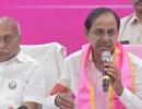 KCR holds rally in Maha, vows to form farmers' govt