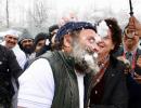 Yatra over, Rahul, Priyanka indulge in snow fight