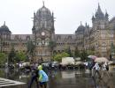 Downpour lashes Mumbai, 'orange' alert for Wednesday