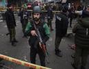 44 people killed, 100 hurt in suicide attack in Pak