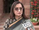 MP Sumalatha extends 'full support' to Modi govt