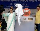 Mamata sits overnight in 'dharna' against Centre