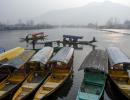 A Shikhara Ride On Frozen Dal Lake