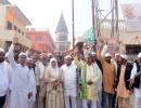 350 Muslims pray at Ram temple after 6-day walk