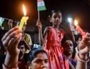 Kolkata turns off lights to protest doctor's rape