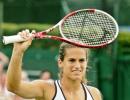 Mauresmo to quit as head of French Fed Cup team