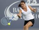 Radwanska sets up Kuznetsova final at San Diego