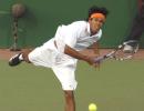 Somdev eases into quarter-finals of Delhi Open