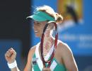 Kuznetsova, Dementieva advance in Sydney