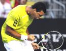 Tsonga wins five set thriller to enter quarters