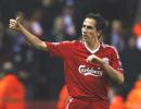 Chelsea snap up Liverpool midfielder Benayoun