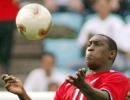 Heskey announces England retirement