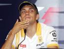 Petrov must start scoring points: Renault