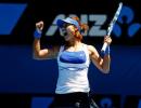 China's Li Na beats Sharapova in Edgbaston final