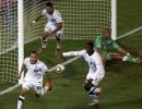 US squeeze through with late goal vs Algeria