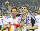 Real Madrid's Ramos drops King's Cup under a bus