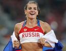 Nerveless Isinbayeva back to reclaim throne