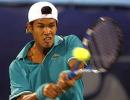 Federer eases past Somdev in Dubai