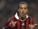 Ronaldinho signs for Brazil's Flamengo, says club