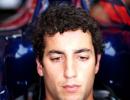 Ricciardo to replace Karthikeyan at HRT