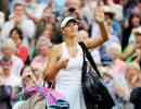 Sharapova reaches final despite string of errors