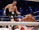 Klitschko retains WBC title with Solis knock-out